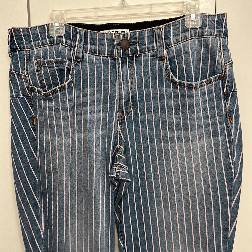 Code Bleu Cropped Jeans NWOT SIZE 16